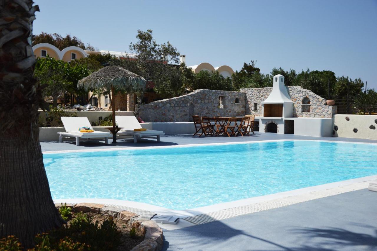 Theros Houses Santorini Kamári Esterno foto